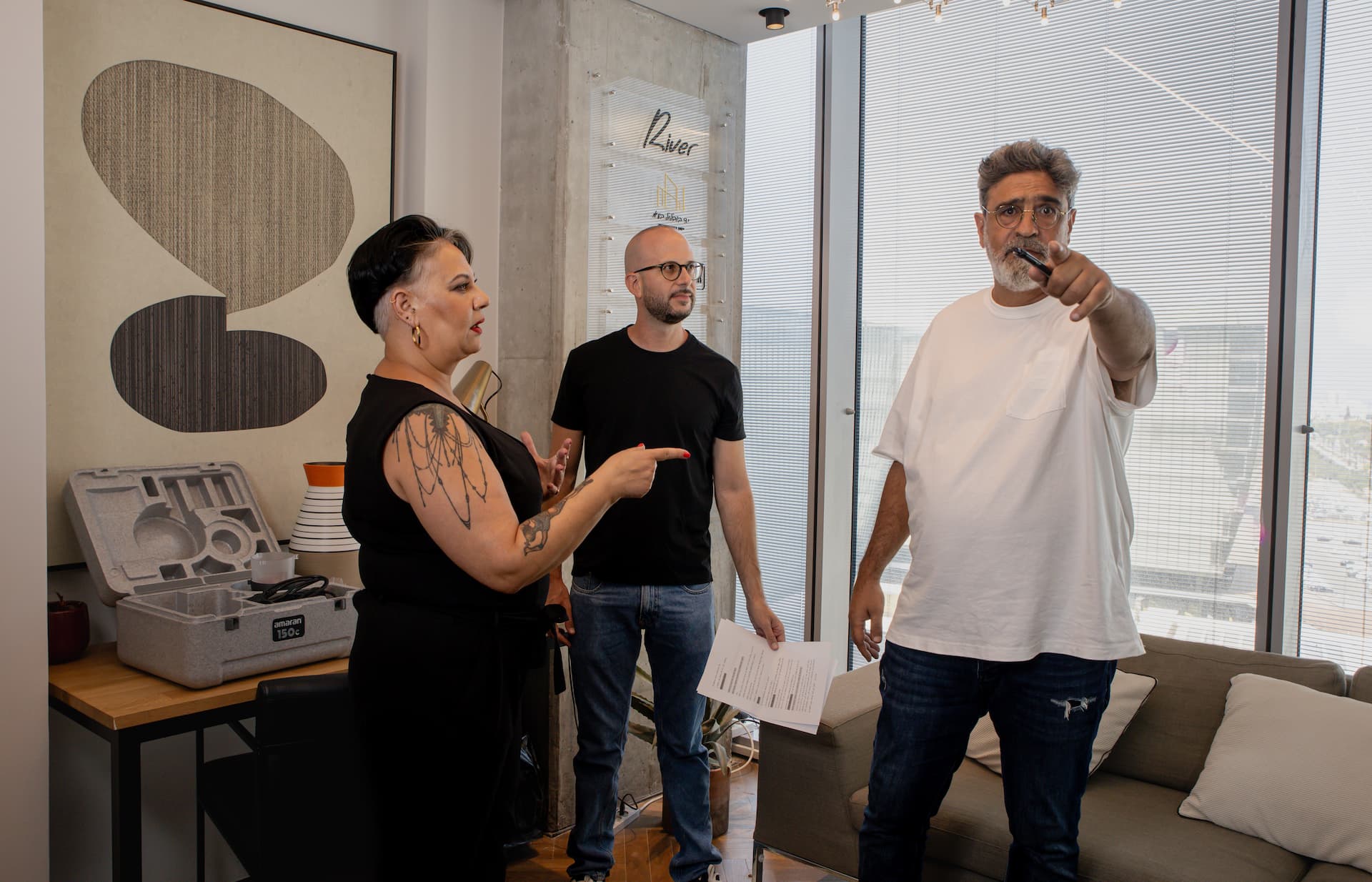 ניהול שיווק ומכירות